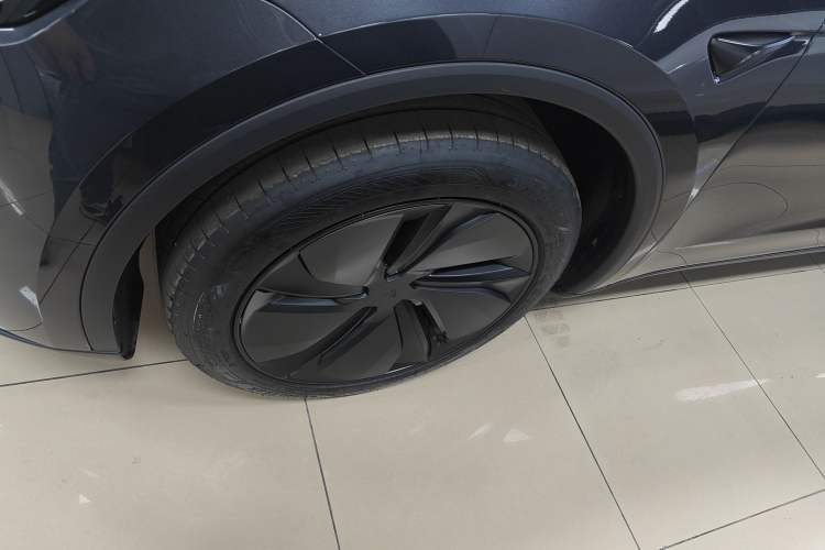 Used Tesla Model Y 2026 Rear-Drive Model