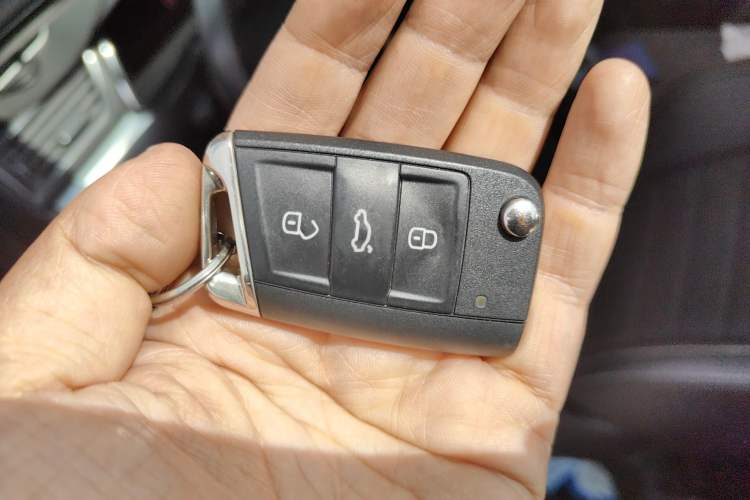 Used Skoda Superb 2023 Facelifted TSI280 DSG Luxury Edition Vehicle Key