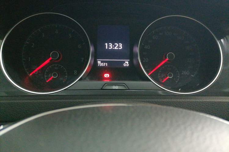 Used Volkswagen Golf 2017 230TSI Automatic Luxury Million-Vehicle Commemorative Edition