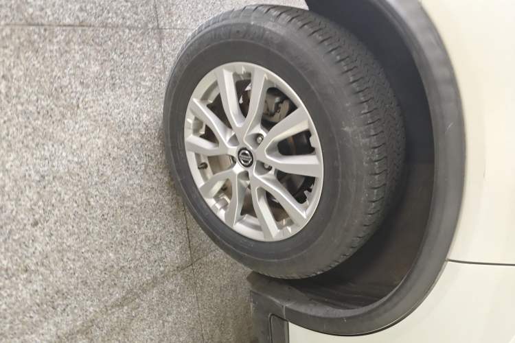 Used Nissan X-Trail 2019 2.0L CVT Smart Connect Comfort Edition 2WD