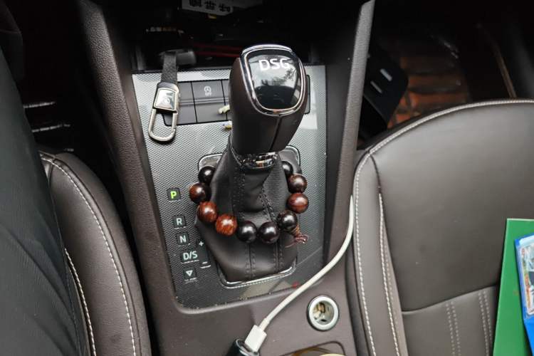 Used Skoda Octavia 2018 Station Wagon TSI280 DSG Flagship Edition Gear Lever