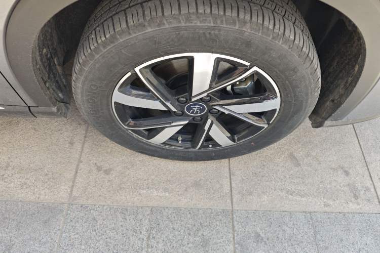 Used BYD Song Pro New Energy 2023 Champion Edition DM-i 71KM Navigation Model