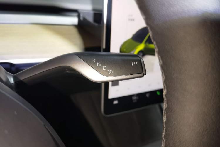 Used Tesla Model Y 2022 Rear-Wheel-Drive Version
