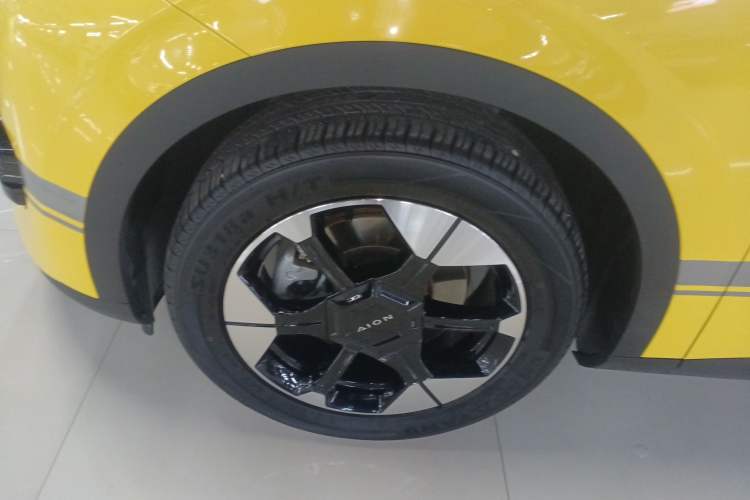 Used AION UT 2025 420 Prestige Edition Left Front Wheel Hub