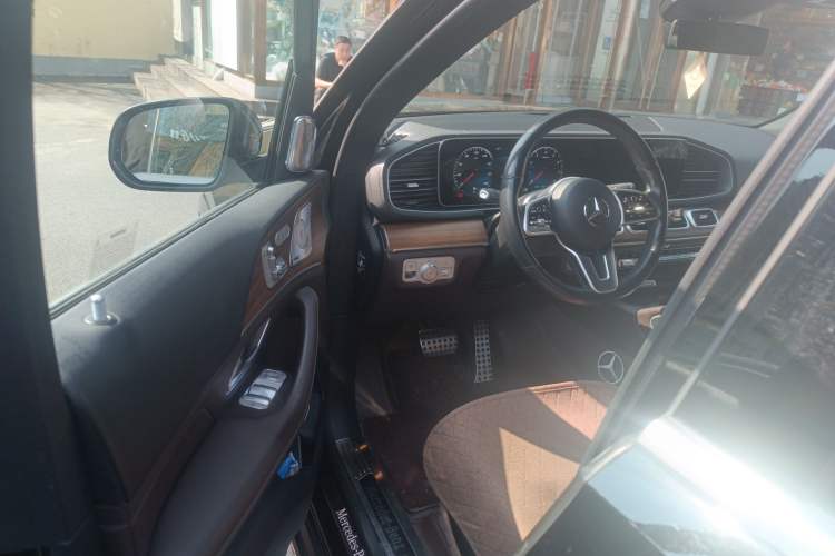 Used Mercedes-Benz GLS  Driver Seat