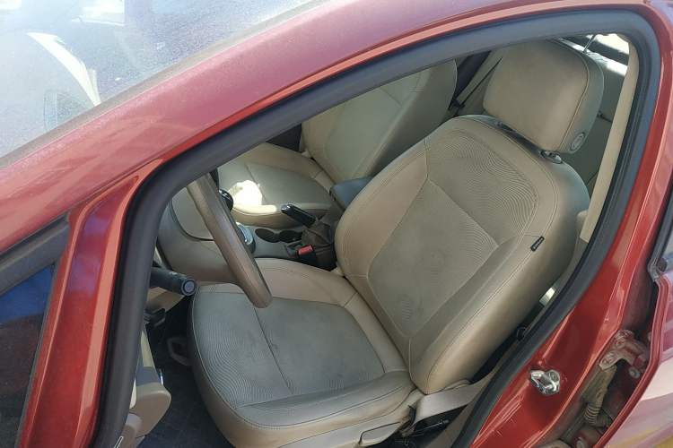 Used Buick GT 2013 GT 1.6L Manual Entry-Level Model