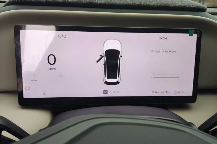 Used Volvo Volvo XC70 Plug-in Hybrid 2026 Model Two-Wheel Drive Long-Range Core