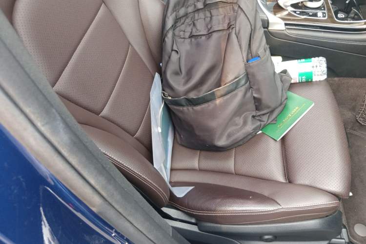 Used Mercedes-Benz GLC 2017 GLC 260 4MATIC Luxury Model Right Front Seat