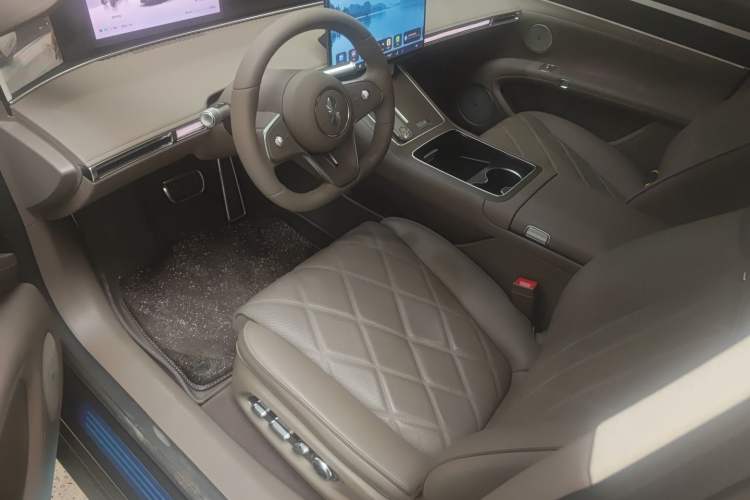 Used Hima S9T 2025 Model Pure Electric Four-Wheel-Drive Ultra