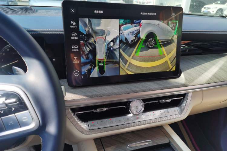 Used Tank 500 New Energy 2024 Hi4-T
