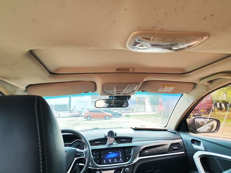 Used Geely Auto Emgrand 2017 Sedan Million Edition 1.5L CVT Upward Version — 17