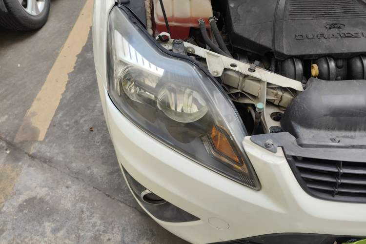 Used Ford Focus 2011 Hatchback 1.8L Automatic Fashion Edition
