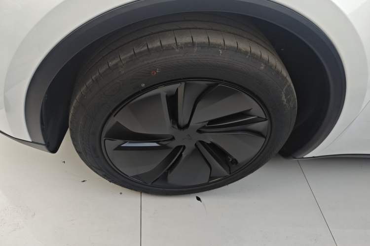 Used Tesla Model Y 2026 Rear-Drive Model