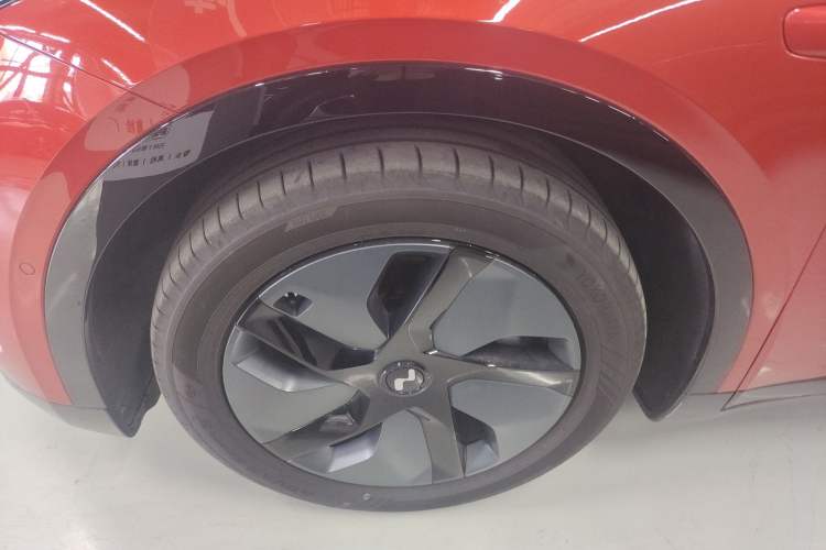 Used ONVO L60 2024 60 kWh All-Wheel Drive