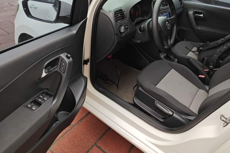 Used Volkswagen Polo 2016 1.4L Automatic Trendy Model