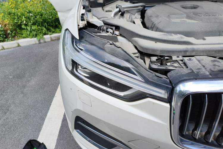 Used Volvo XC60 2020 T5 4x4 Zhiya Luxury Edition Right Front Headlight