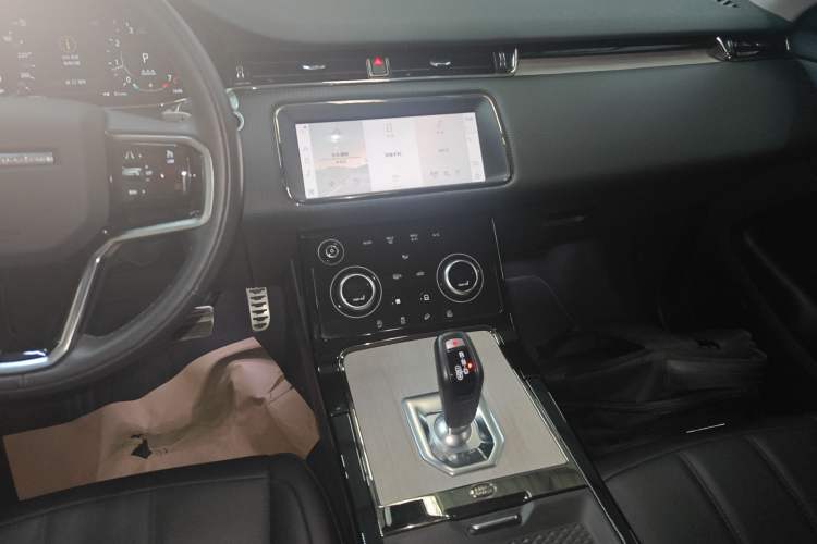 Used Land Rover Range Rover Evoque 2021 Range Rover Velar 249 PS R-Dynamic S Performance Edition