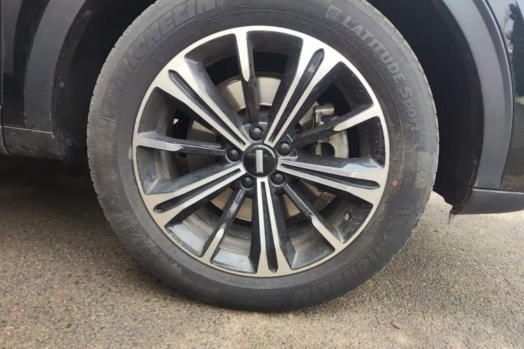 Used Wey VV6 2021 2.0T All-Wheel Drive Zhiyu+ Right Front Wheel Hub