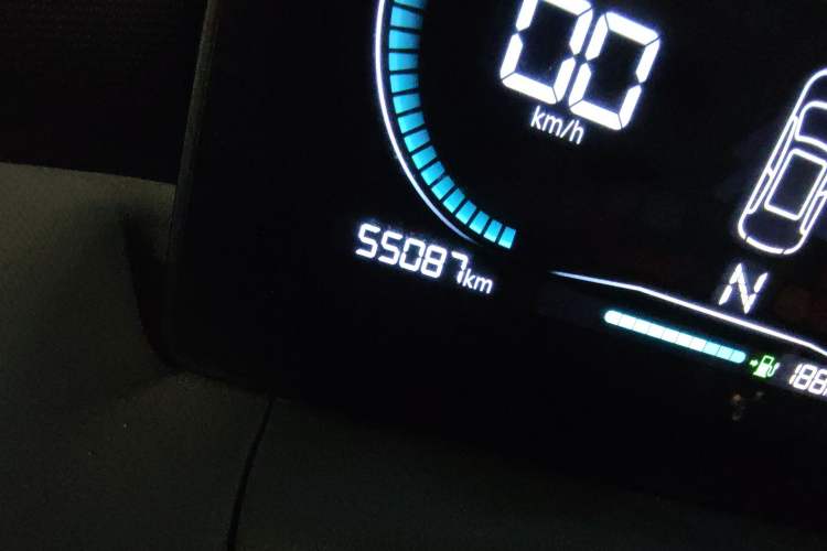 Used Leapmotor T03 2023 310 Lite Edition Odometer Close Up