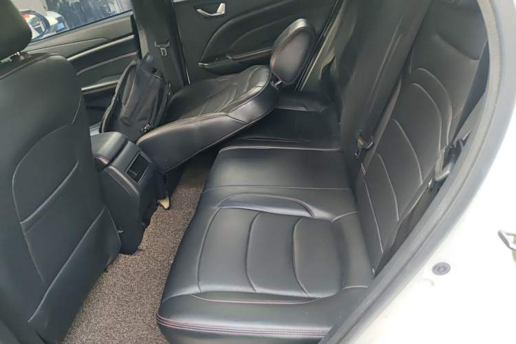 Used Dongfeng Fengon 500 2022 1.5L Manual Enjoyment Model