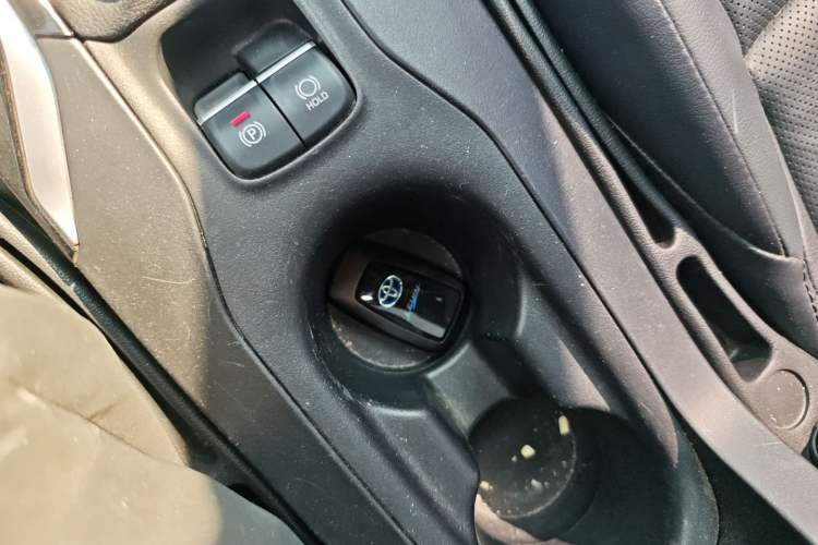 Used Toyota Levin 2022 Dual-Motor 1.8H E-CVT Tech Edition