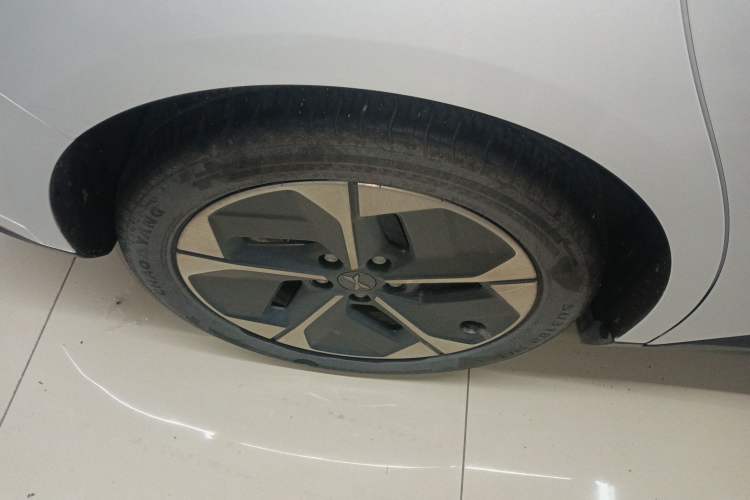 Used XPeng MONA M03 2024 515 Long-Range Right Rear Wheel Hub