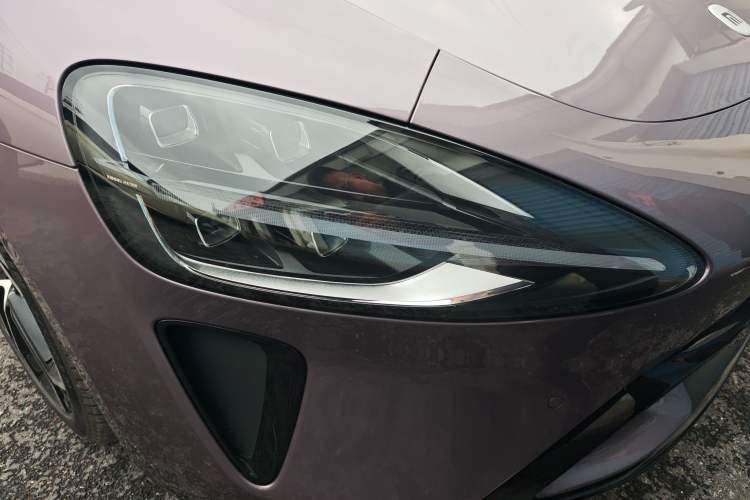 Used Xiaomi Auto SU7 2024 Four-Wheel Drive Ultra-Long Range Advanced Intelligent Driving Max Edition