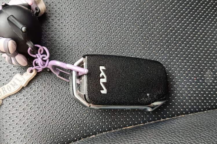 Used Kia kx1 Stonic 2021 1.4L CVT Sunroof Model Vehicle Key