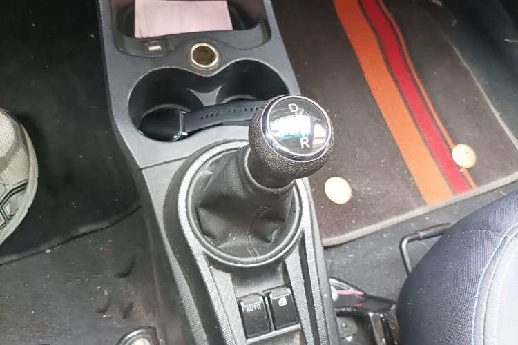 Used JMEV E200L 2018 E200L Standard Model (250 km)
