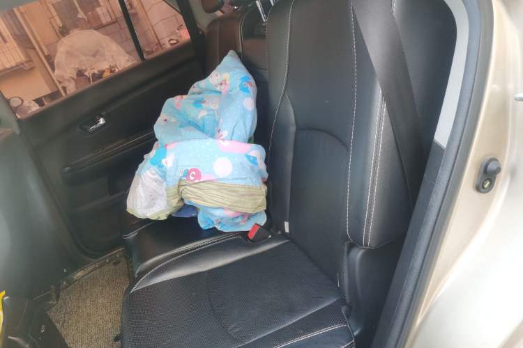 Used BYD S6 2013 Jingyue Edition 2.0L Manual Luxury Model 5 Seats