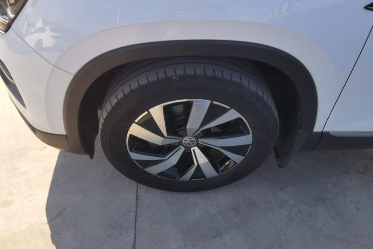 Used Volkswagen Tayron 2021 330TSI Two-Wheel Drive 30th Anniversary Edition Exterior 4