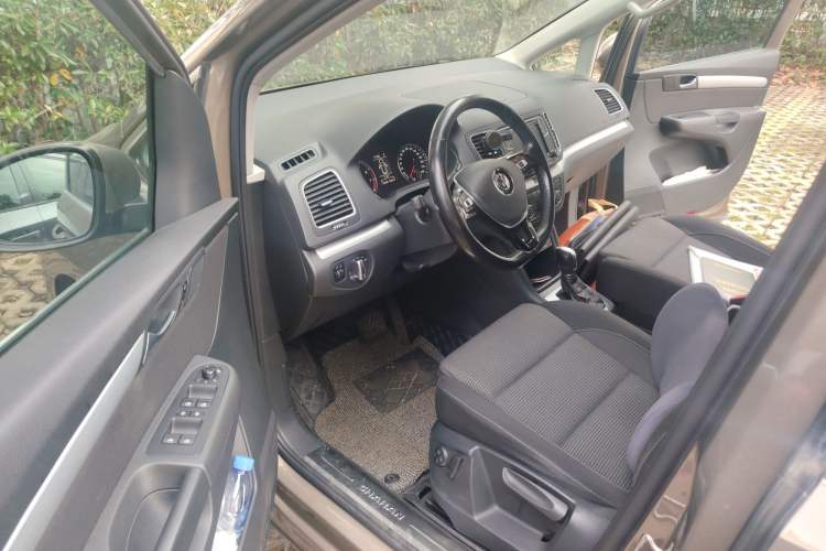 Used Volkswagen Sharan 2017 380TSI Comfort Edition 6-Seater