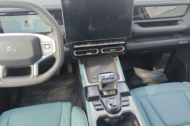 Used JETOUR Freelander 2025 2.0TD Automatic XWD Conqueror Audio And AC Panel