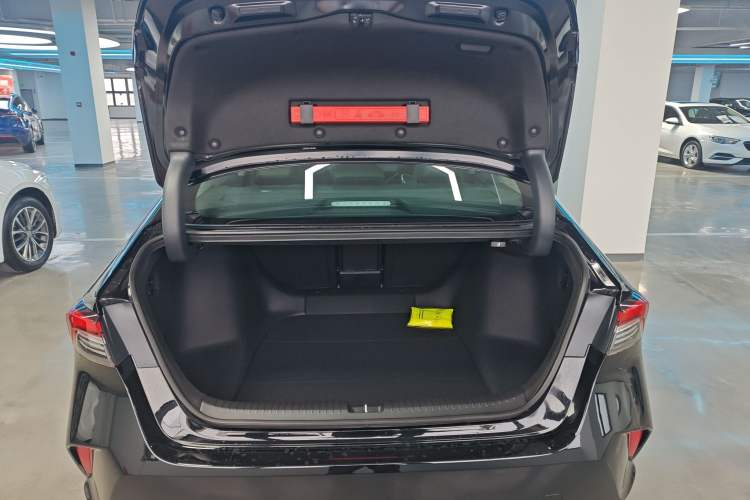 Used Honda Inspire 2025 260TURBO Elegant Edition