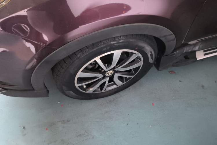 Used Dongfeng Fengon 580 2017 1.5T CVT Luxury Model
