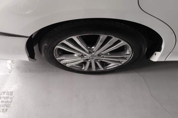 Used Honda Elysion 2016 2.4L Supreme Edition
