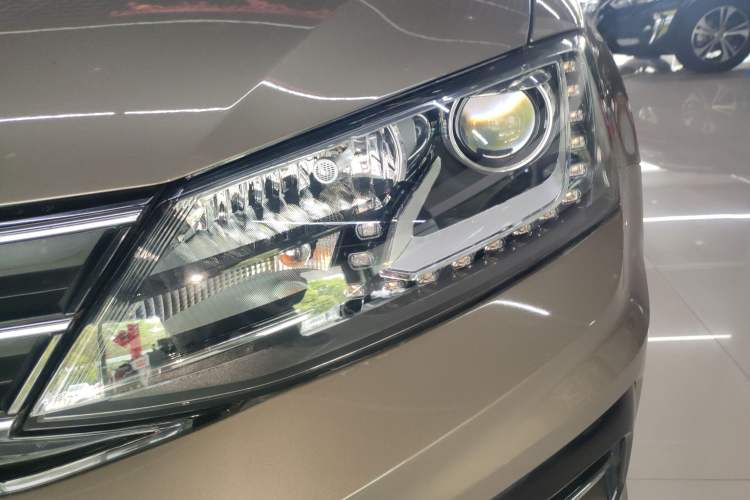 Used Volkswagen Sagitar 2018 280TSI DSG Ignite Edition
