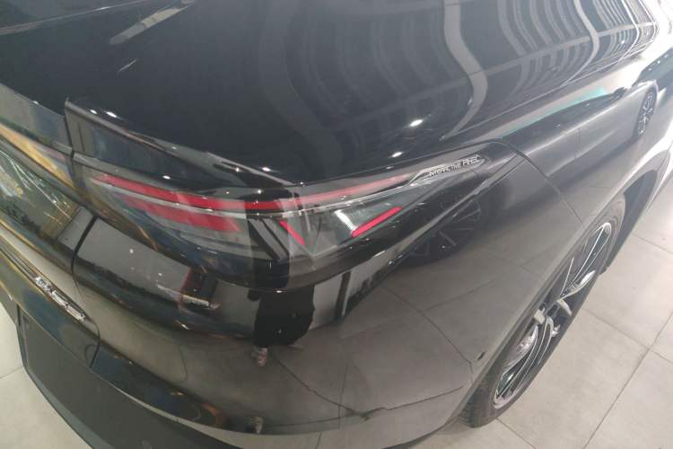 Used ARCFOX Alpha S5 2024 560MAX 185kW
