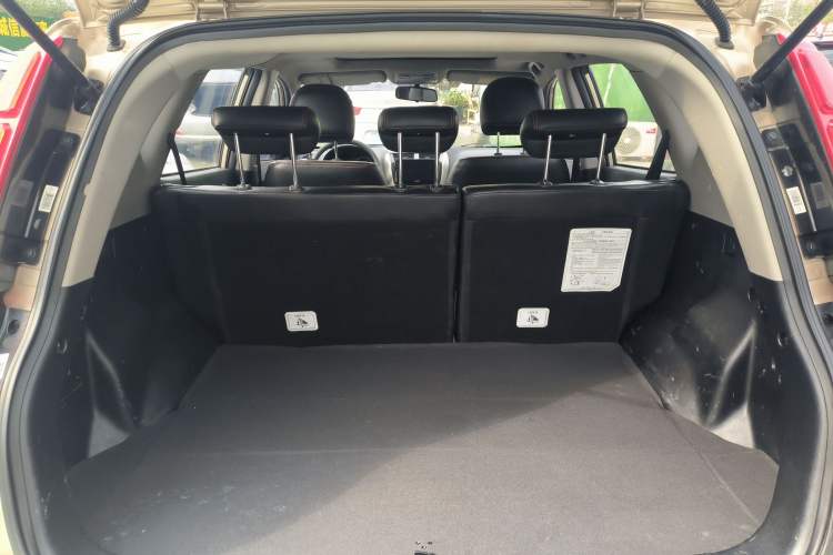 Used Geely Auto GX7 2015 Classic Edition 1.8L Manual Elite Model China IV
