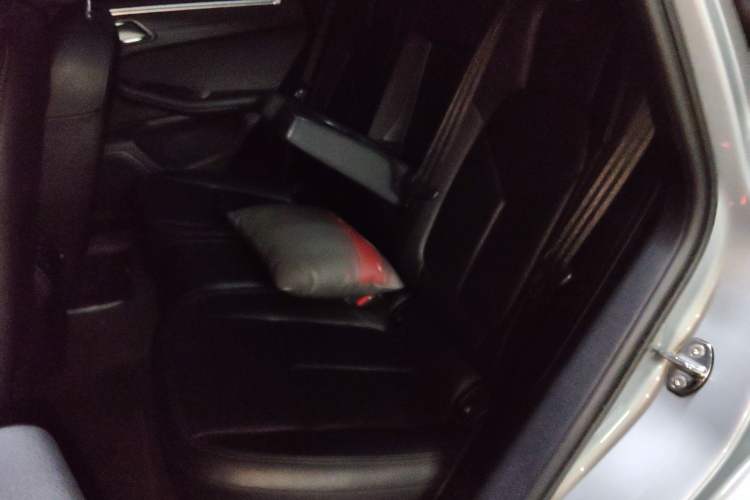 Used Porsche Macan 2021 Macan 2.0T