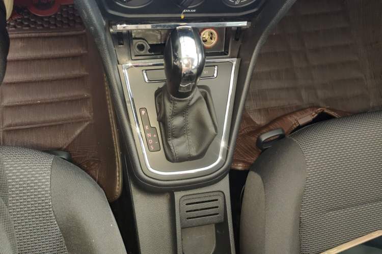 Used Volkswagen Bora 2019 Bora·Legend 1.5L Automatic Fashion Edition China V Standard Gear Lever