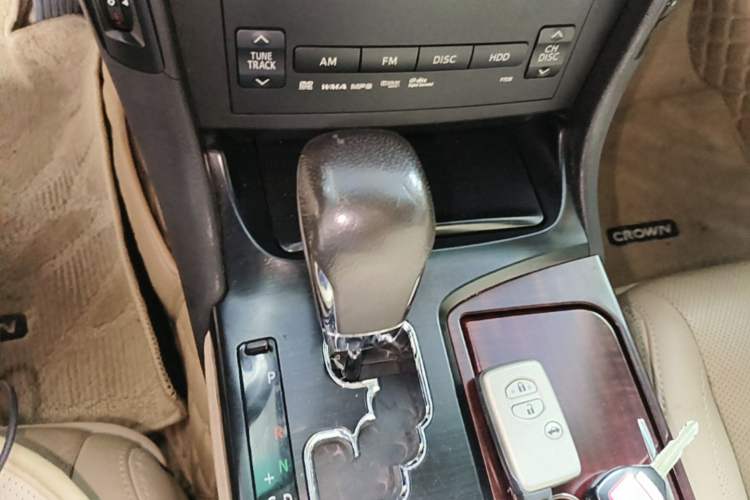 Used Toyota Crown 2010 3.0L Royal Saloon
