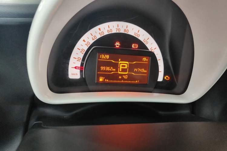 Used smart fortwo 2018 1.0L 52kW Hardtop Dynamic Version China V Instrument Cluster