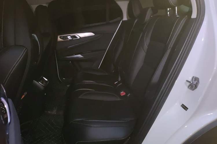 Used Lynk & Co 01 2019 2.0T Two-Wheel-Drive Pro Version China V Standard