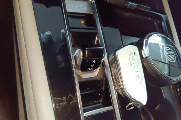 Used Volkswagen Teramont 2022 380TSI Four-Wheel Drive Prestige Luxury Edition Gear Lever