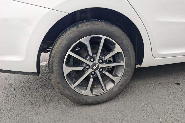 Used Chery Arrizo 5 2024 1.5L Manual Fashion Edition Right Rear Wheel Hub