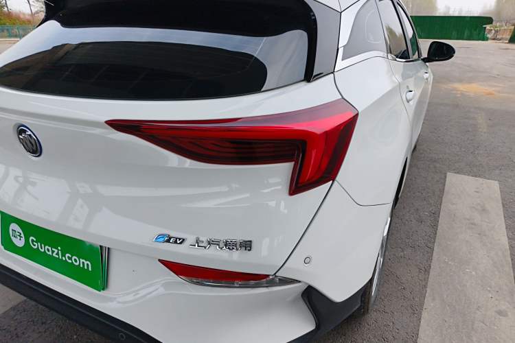 Used Buick Velite 6 2023 430km Range Commuter Version
