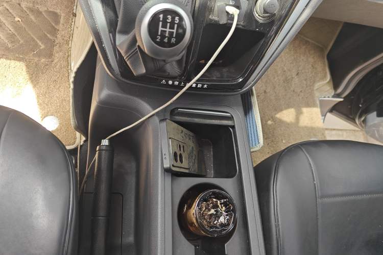 Used JAC Refine M3 2023 1.5T 7/8-Seater Smart Connectivity Version
