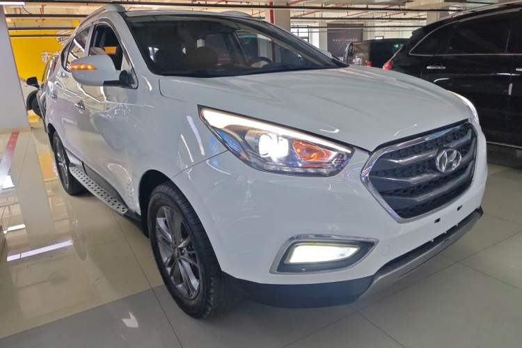 Used Hyundai ix35 2015 2.0L Automatic 2WD Smart Version China V Standard