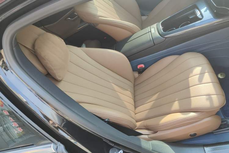 Used Mercedes-Benz E-Class 2024 E 300 L Luxury Model